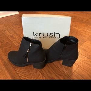 Amy Fringe Trim Block Heel Chelsea Boot